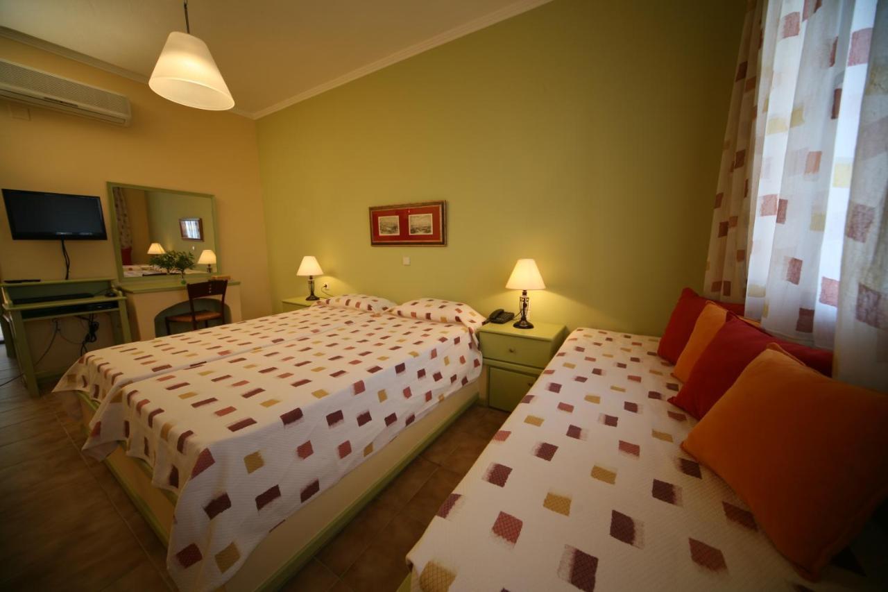 Aeriko Benovias Rooms & Apartments Karfász Kültér fotó
